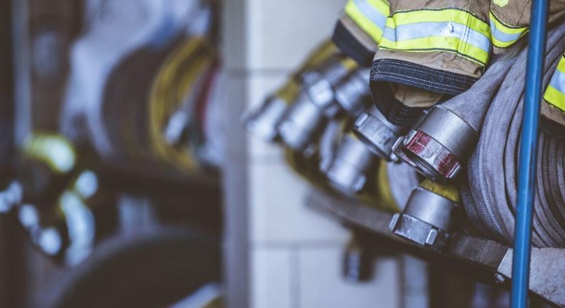 Pokoli lakástűz pusztított – 2 gyerek is van az áldozatok között