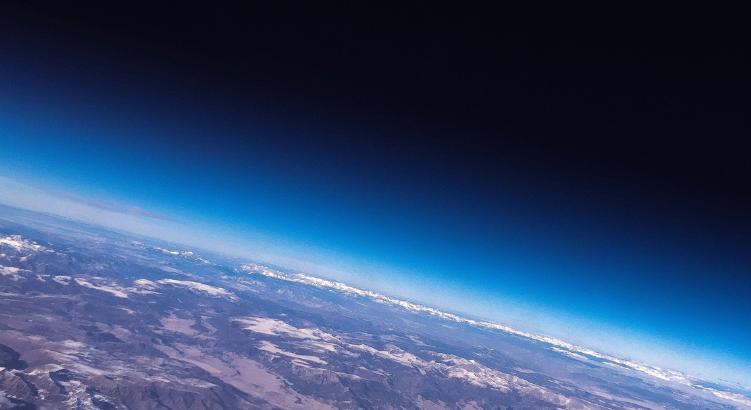 Hogyan segíthetnek az űrben elhelyezett napelemek a nettó nulla kibocsátási célok túllépésében?