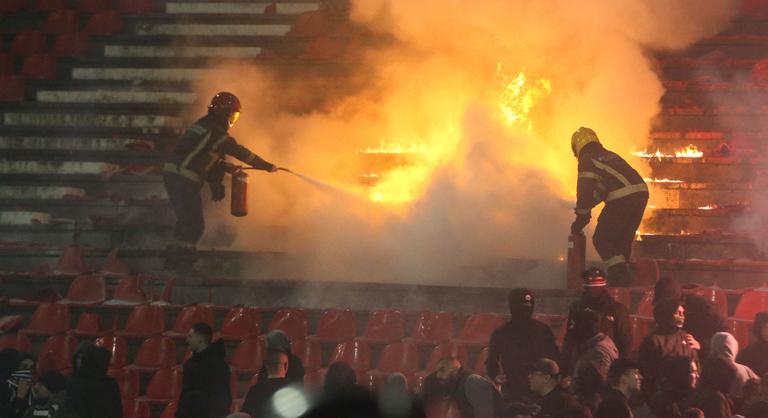 Nagymértékű kár keletkezett a Crevna zvezda stadionjában, miután a Partizan ultrái felgyújtották