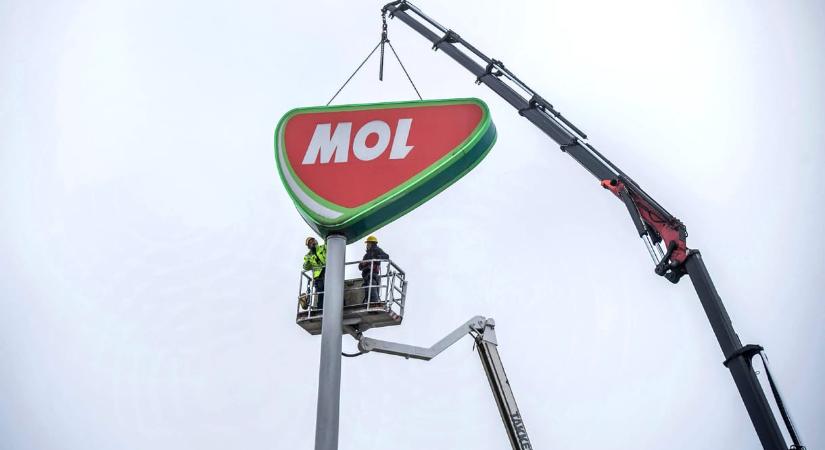 Másfél milliárd forintot kaszáltak a Mol vezetői a részvényeken a Barátság kőolajvezeték leállásakor, bennfentes kereskedéssel gyanúsítják őket