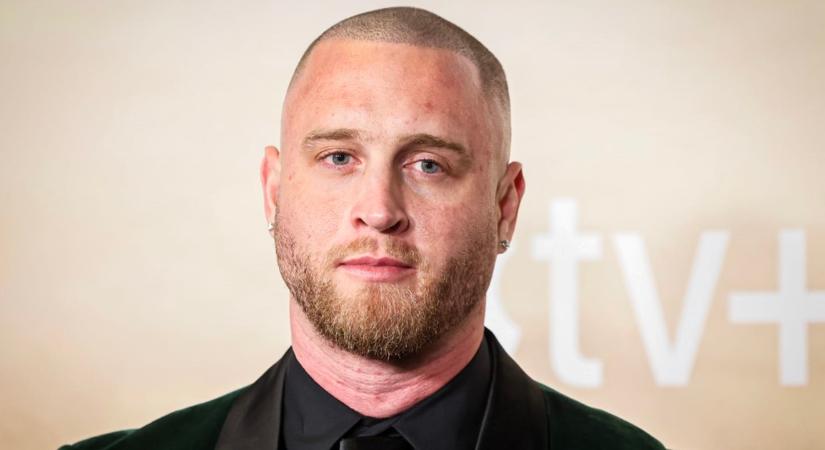 Kitalálod, hogy melyik híresség jóképű fia van a képen? Most 68 éves az apukája, két Oscar-díja is van