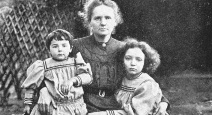 Közös fotón Marie Curie mindkét lányával - Irène tudós, Ève diplomata lett