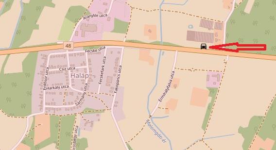 Busz és autó ütközött Halápnál