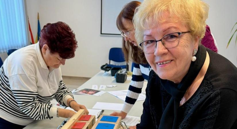 Nem estek pánikba az idős emberek és kitörtek a kazincbarcikai szobából - fotó, videó!