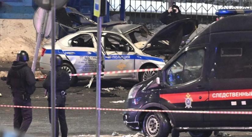 Halálos robbanás Moszkvában: rendőrautót ért támadás