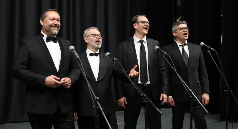 Szenvedély és romantika – világhírű slágerek a Tenorok előadásában