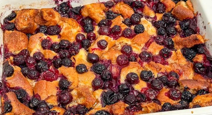 30 perces sült fánk friss áfonyával: maradékmentő, gyors desszert