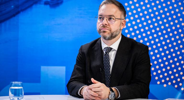 Orbán Balázs az Indexnek: Ukrajna önmagában nem képes folytatni a harcot, Európa bevonása közvetlen veszélyt jelentene