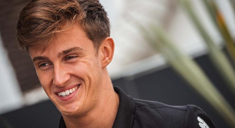 A Mercedes leigazolta Pourchaire-t: fejlesztőpilótaként csatlakozik a csapathoz