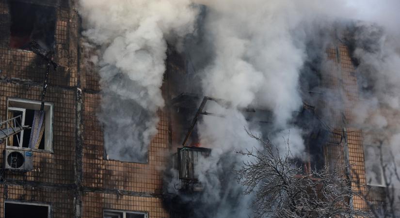 Négy halott, rengeteg sérült: koncentrált légicsapás érte Ukrajnát