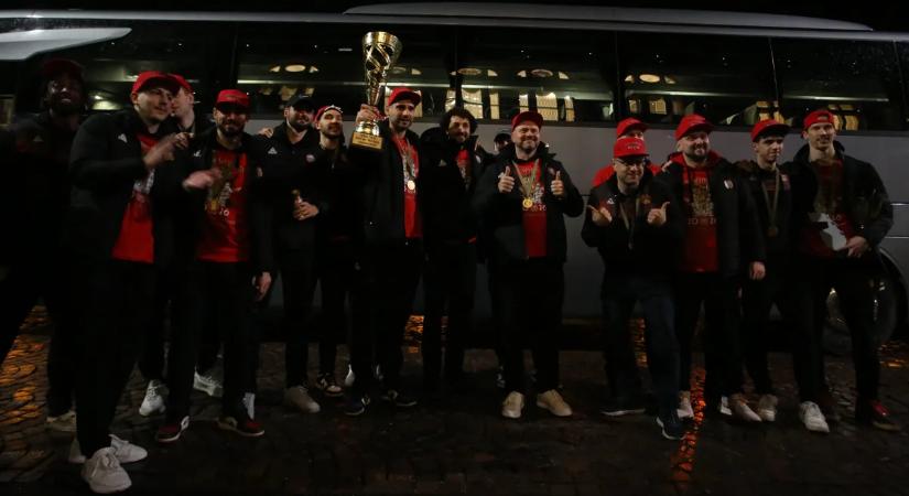 Hálás vagyok, hogy ebben a klubban játszhatok – Somogyi Ádám a kupagyőzelem után