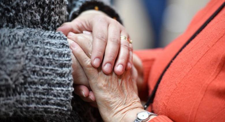 Változások nyugdíjügyben: támogatások, újraszámolás és gyógykezelés