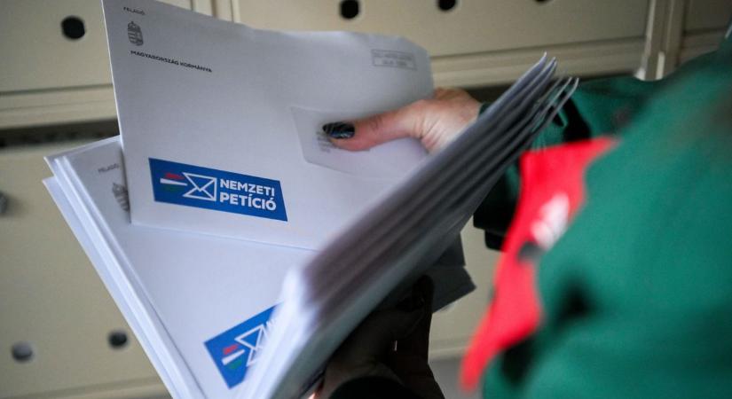 „Nem szeretnénk háborút” – ezért töltötték ki már több százezren a nemzeti petíciót