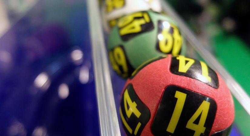 Rendkívüli bejelentést tett a Szerencsejáték Zrt, most még többet lehet nyerni a lottón, van egy ráadás játék