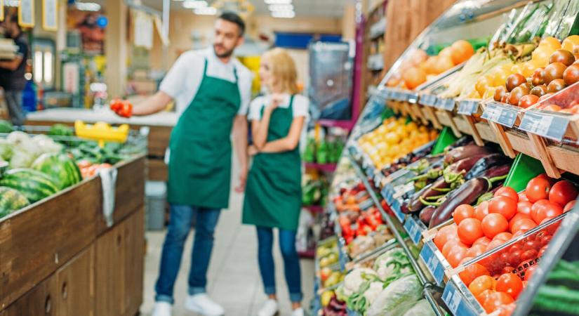 Szintet lépett a multielleneség – kiszoríthatók a külföldi cégek a kereskedelemből?