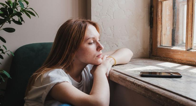 A pszichológia szerint a nem azonnali üzenetválasz a magas érzelmi intelligencia jele lehet