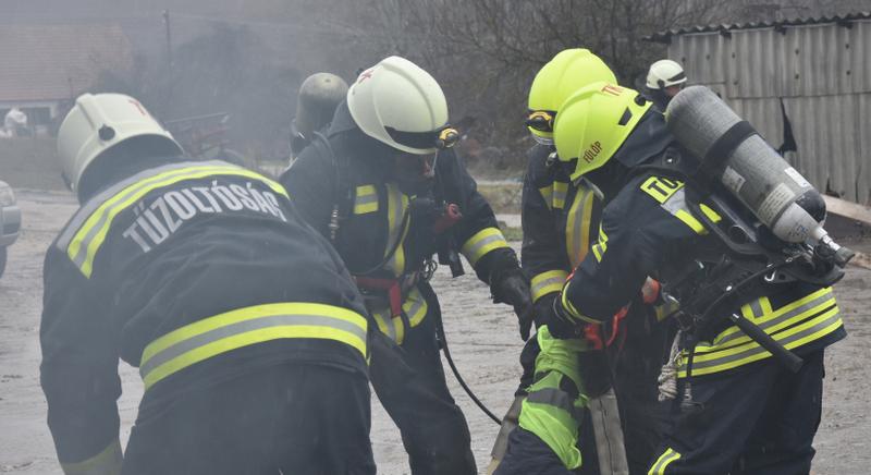 Sikeres gyakorlaton az önkéntesek