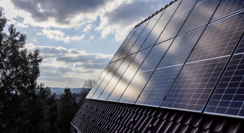 Mentőövet kaptak a napelemesek