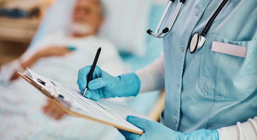 Átírják a bértáblát: 20 százalékos emelés és új fizetési arányok jöhetnek az egészségügyben