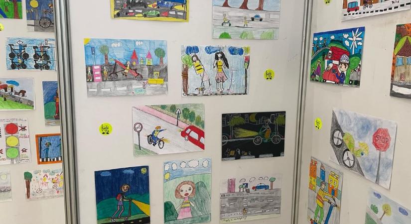 Kisiskolások álmai kelnek életre az I. Vásárosbéci Népi Játék Fesztiválon