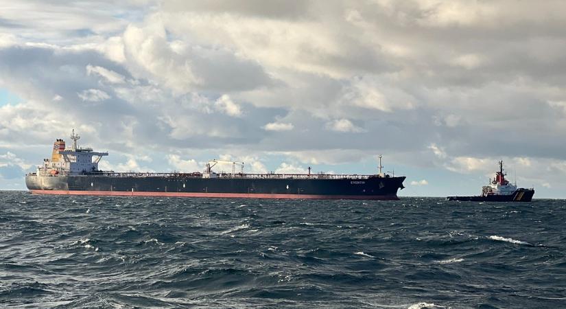 Orosz biztonsági emberek tartózkodtak az orosz árnyékflotta szeptemberben Franciaországban feltartóztatott hajóján