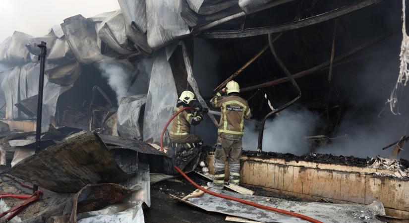 Helikopter csapódott be egy iráni piacra, négy áldozatról tudni