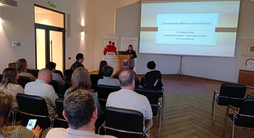 Élményekkel teli programsorozattal ünnepelte a Házasság Hetét a KMNE