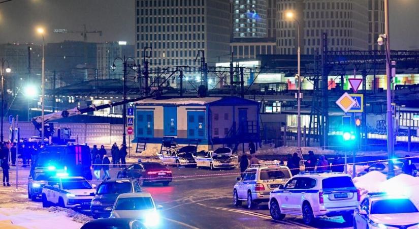 Robbanás volt egy moszkvai pályaudvar közelében: egy rendőrjárőr és a feltételezett merénylő meghalt, ketten súlyosan megsérültek