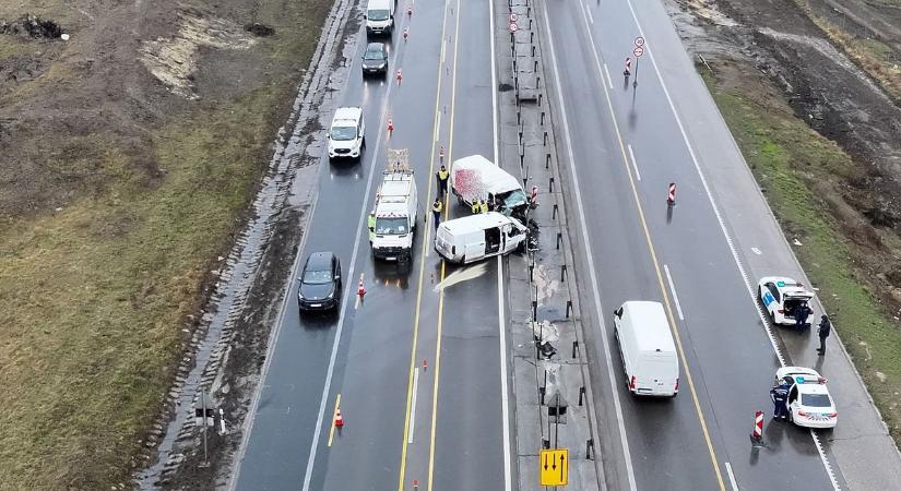 Tragédia az M1-esen: egyetlen döntés hiánya pecsételte meg az utas sorsát