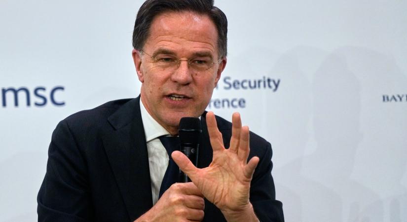 Rutte: A Nyugatnak addig kell támogatnia Ukrajnát, amíg a vérontás véget nem ér