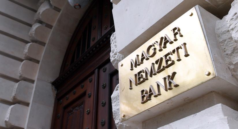 Csökkentette az alapkamatot a jegybank