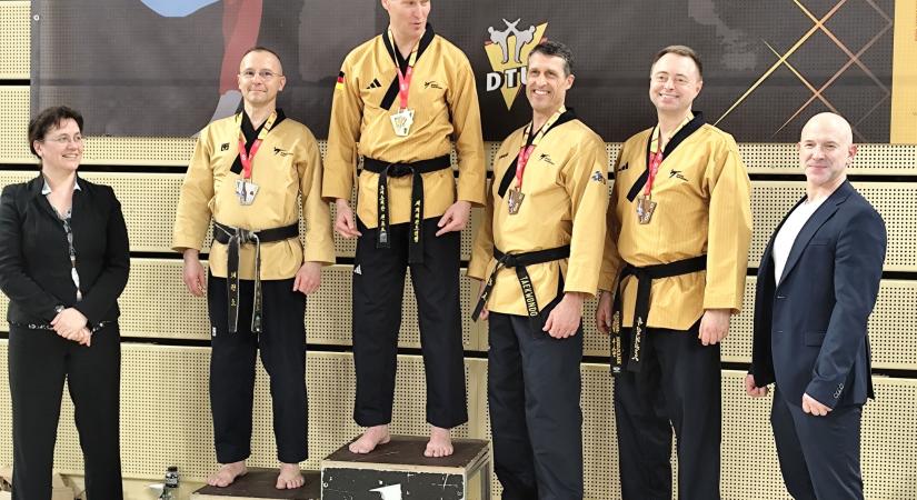 Csillogó ezüsttel indult a poomsae szezon, és máris itt a következő verseny