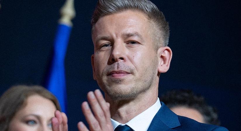 Megszólalt Magyar Péter a benzinárakról – számokkal ment neki a kormánynak