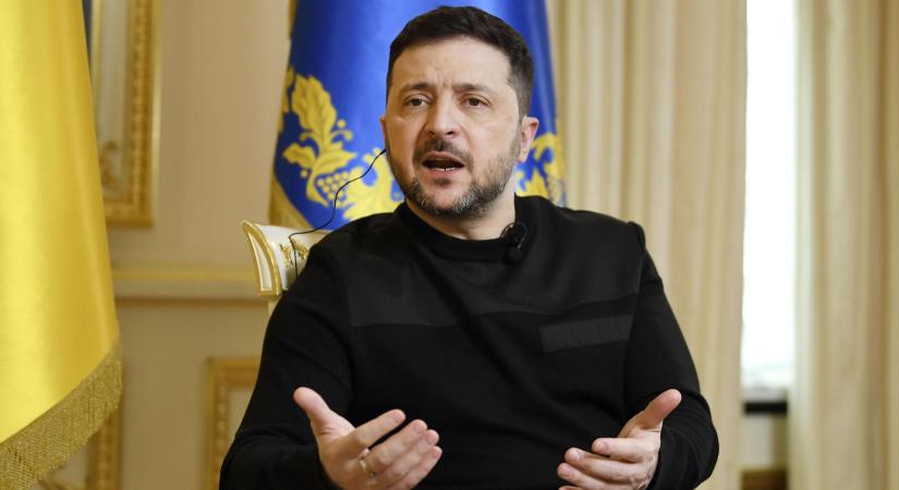„Havi mínusz 8–10 ezer”: Zelenszkij nyilatkozott az orosz veszteségekről és a front előrehaladásáról