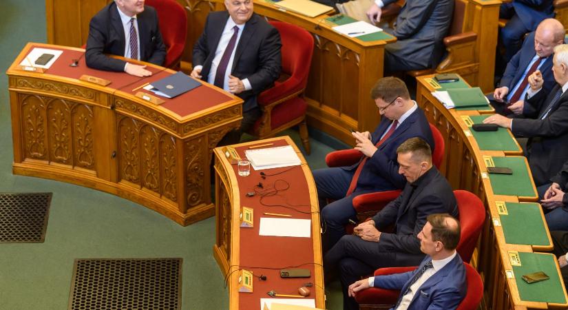 Az Amnesty szerint a politikai reklámok tiltása miatt az uniós szabályok felrúgására készülhet az Orbán-kormány