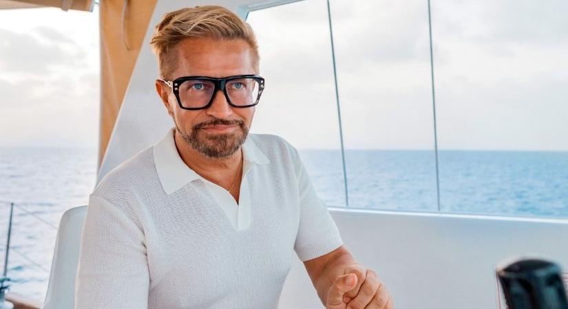 Egy egész óvodának hozott Veszprém vármegyébe ajándékot a tévésztár ( videó)