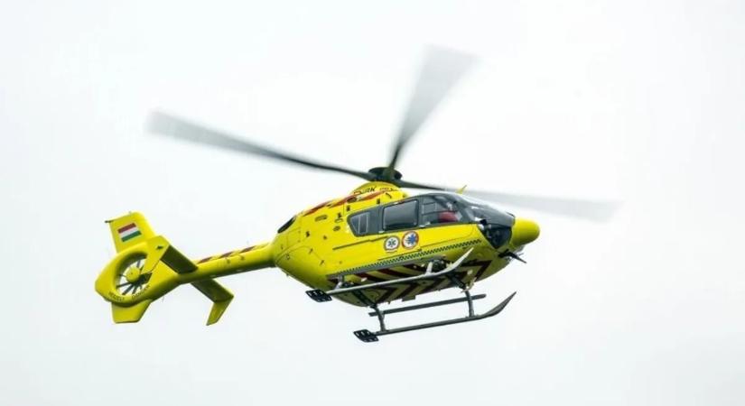 Hármas karambol az M0-son, óriási a káosz