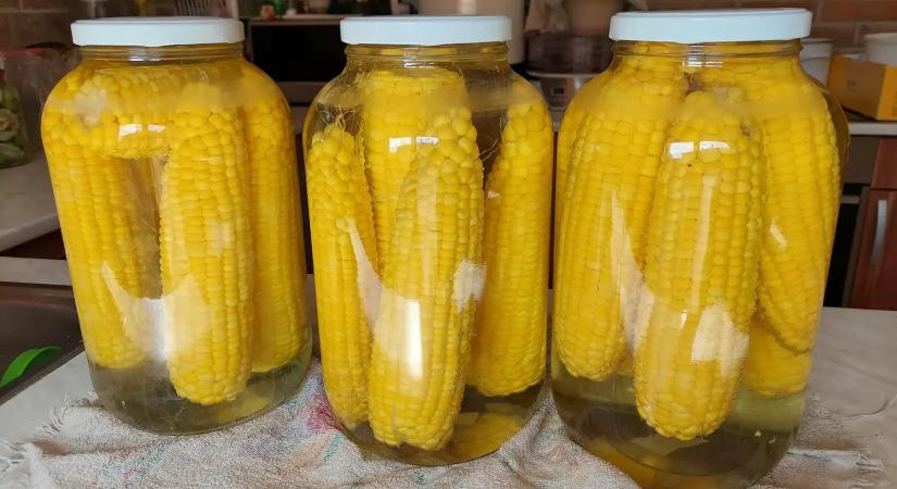 Próbáld ki a nagymamám módszere: Így tedd el a főtt kukoricát befőttbe