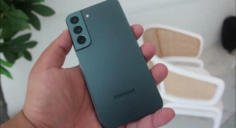 Jobb nem telepíteni: Az új Samsung-frissítés végtelen újraindításba taszítja a Galaxy készülékeket