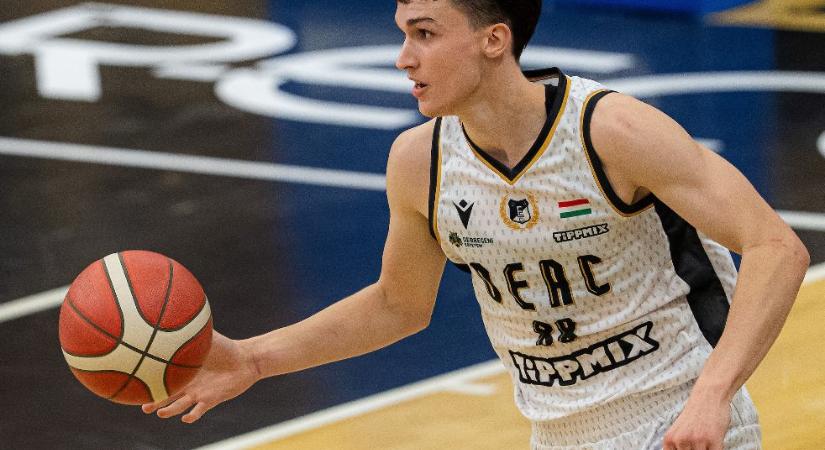 Egy debrecenivel készülnek a magyarok a franciák ellen