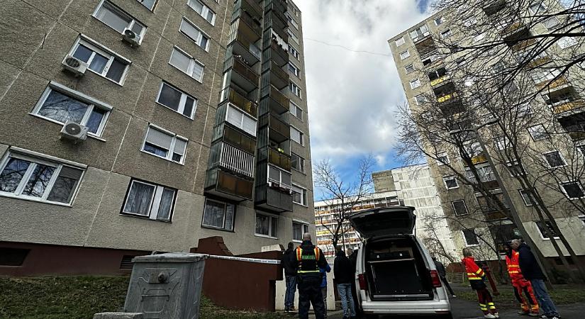 Holttestet találtak egy debreceni panelház tárolóhelyiségében