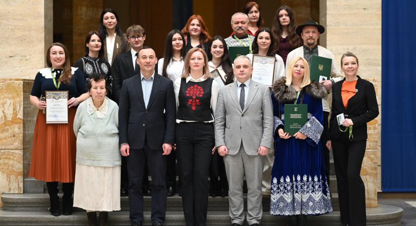 Letette az esküt az új holland kormány