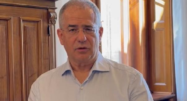 Kósa Lajos fel van háborodva, hogy az ellenzék nem ukránozik – kiröhögik