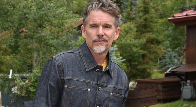 Meglepően vulgáris vallomást tett egy interjúban Ethan Hawke