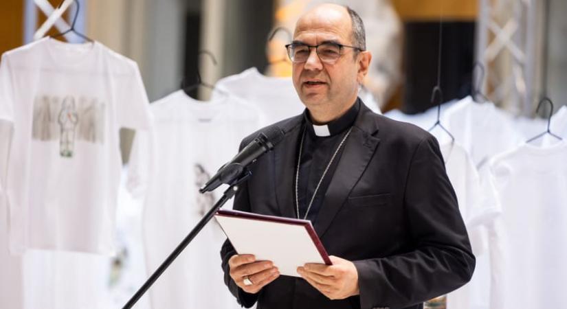 Székely János katolikus püspök bocsánatot kért az egyházi abúzus áldozataitól