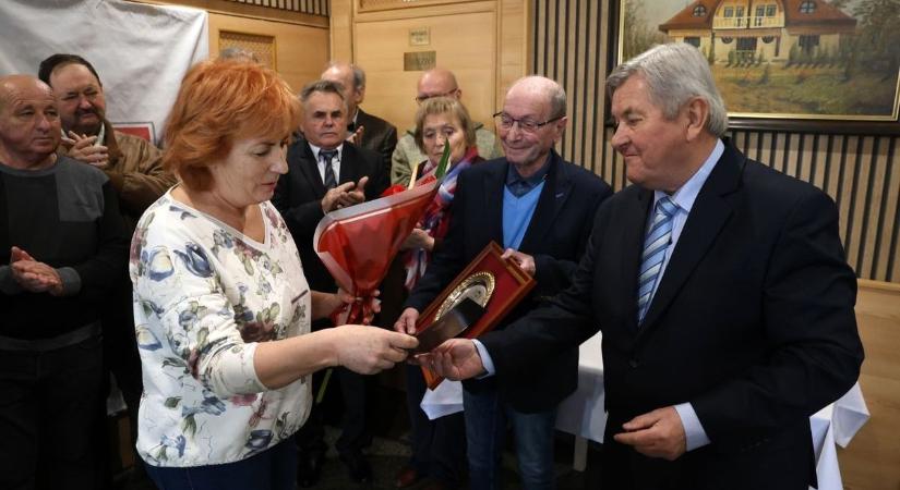 Kitüntették a legkiválóbbnak somogyi vendéglátósokat és kereskedőket