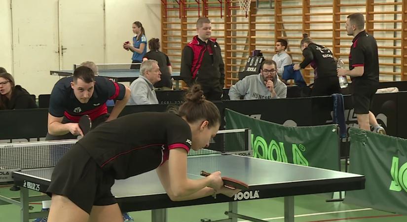 Küzdelmes mérkőzésen maradtak alul az asztaliteniszezők