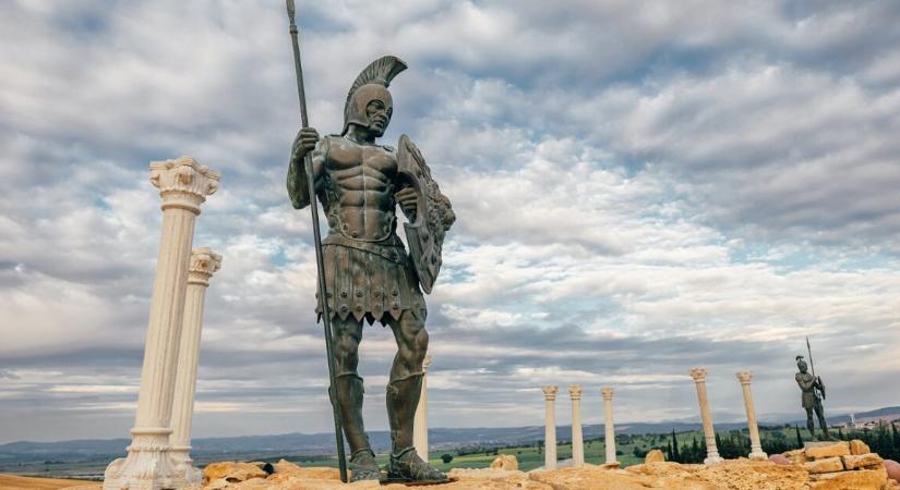 Egy sztárokkal telepakolt görög mitológiai film