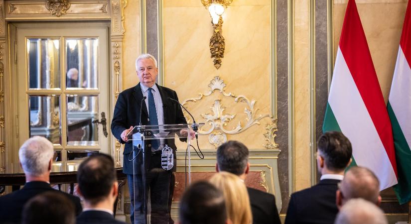 Semjén Zsolt: Az ukrán háborús menekültek ellátása történelmi tett volt