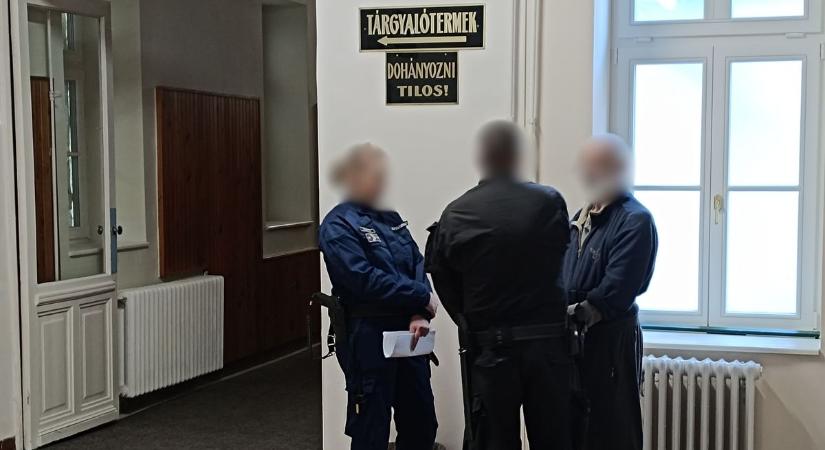 Ítélethirdetés – a kóros elmeállapotot is vizsgálták a törökszentmiklósi baltás támadó tárgyalásán